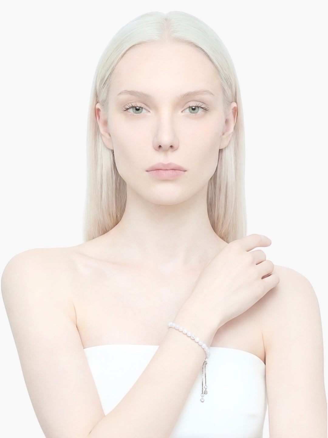 stem&stone adjustable bracelet of AAA faceted moonstone beads in soft silvery tones with adularescence shimmer.